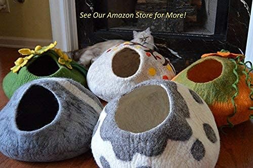 Wool Cat Toys - Felt Cat Toy Balls for Small Pet Fetch and Play - Eco Friendly Quiet Wool Ball Cat Toy for Cats and Kittens - Choose Your Colors (Red)