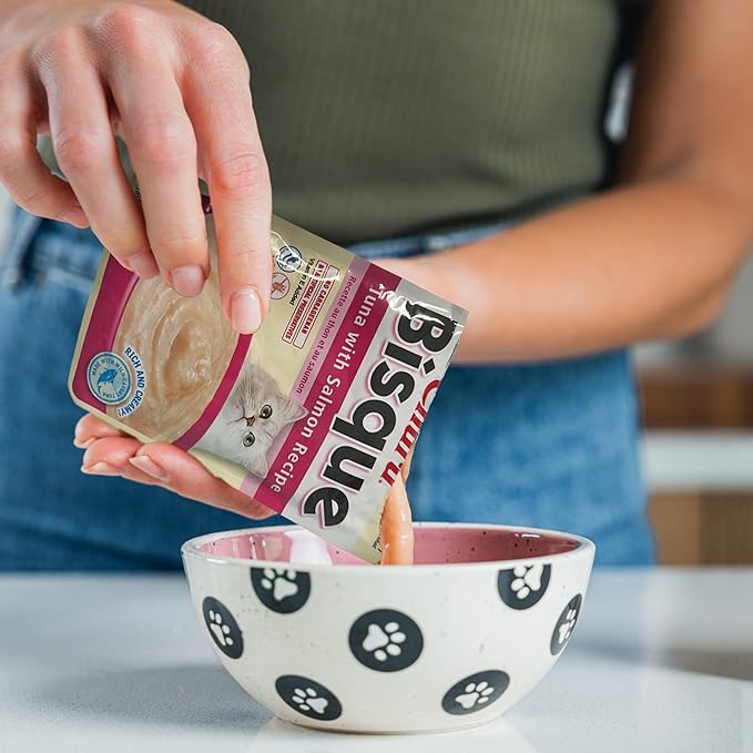 INABA Churu Bisque for Cats, Creamy Lickable Purée Side Dish with Vitamin E, 1.4 Ounces per Pouch, 12 Pouches, Tuna with Salmon Recipe
