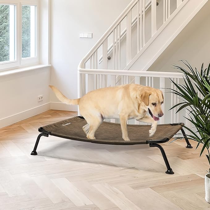 Veehoo Outdoor Elevated Dog Bed, Cooling Raised Dog Cots Beds for Large Dogs, Portable Waterproof Curved Dogs Hammock Bed for Outside, up to 120lbs, Black Legs, Brown 42"