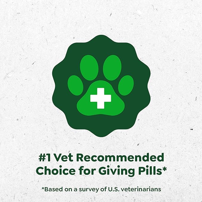 Greenies Feline Smartbites Skin & Fur Health Crunchy and Soft Cat Treats, Salmon Flavor, 16 oz. Tub